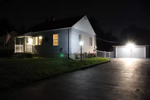 206 Maple St, Crown Point, IN 46307 photo 4