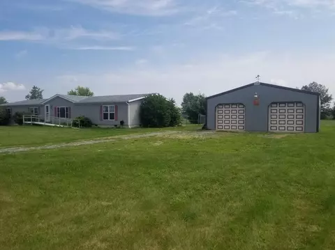 4911 S 200, La Porte, IN 46350 photo 3