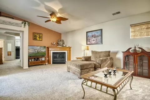 8110 Pointe Dr, Crown Point, IN 46307 photo 3