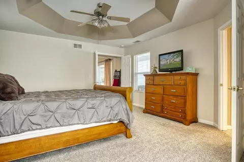 8110 Pointe Dr, Crown Point, IN 46307 photo 8