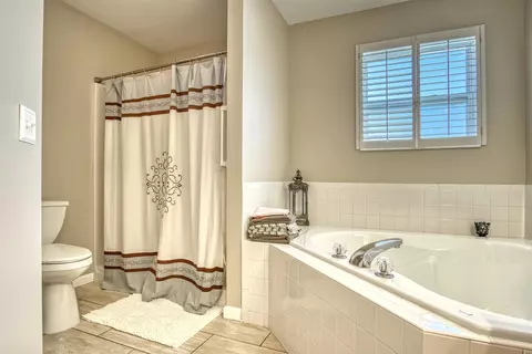 8110 Pointe Dr, Crown Point, IN 46307 photo 10