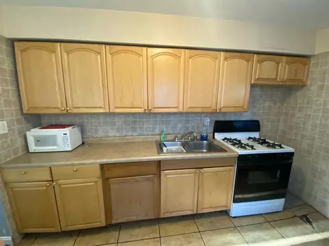 227 N Jay St, Griffith, IN 46319 photo 7