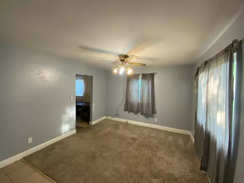 227 N Jay St, Griffith, IN 46319 photo 5