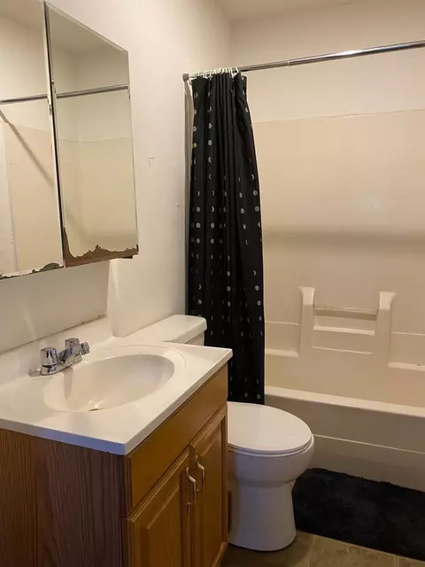 227 N Jay St, Griffith, IN 46319 photo 15