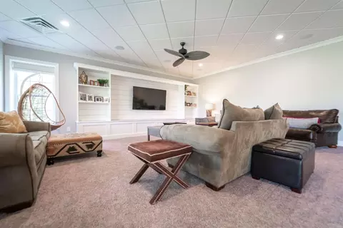 215 Glencoe Dr, Valparaiso, IN 46385 photo 84