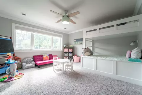 215 Glencoe Dr, Valparaiso, IN 46385 photo 62