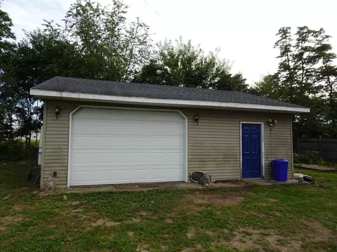 3055 E Division Rd, Knox, IN 46534 photo 12