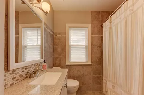 2124 Washington Cir, Munster, IN 46321 photo 15