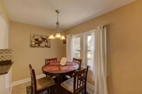 2124 Washington Cir, Munster, IN 46321 photo 12