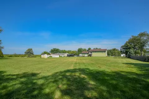 2049 E 1130, De Motte, IN 46310 photo 7