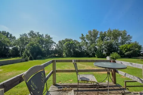 2049 E 1130, De Motte, IN 46310 photo 10