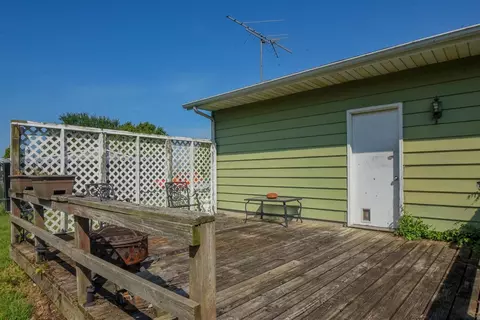 2049 E 1130, De Motte, IN 46310 photo 13