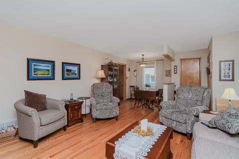 242 Sunset Ln, Munster, IN 46321 photo 4