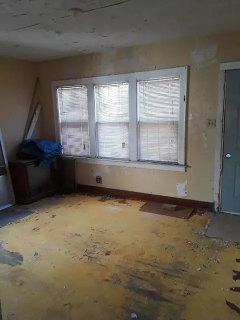1750 Ellsworth St, Gary, IN 46404 photo 3