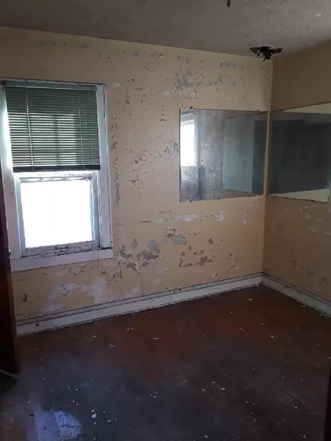 1750 Ellsworth St, Gary, IN 46404 photo 9