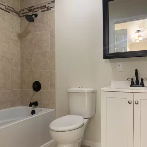 542 S Wayne St, Gary, IN 46403 photo 8