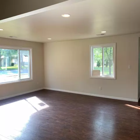542 S Wayne St, Gary, IN 46403 photo 18
