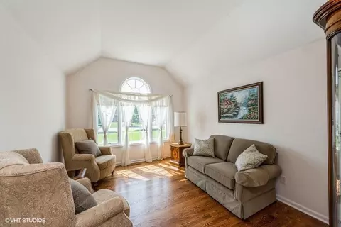1734 Silver Hawk Dr, Crown Point, IN 46307 photo 9