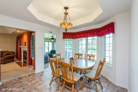 1734 Silver Hawk Dr, Crown Point, IN 46307 photo 5