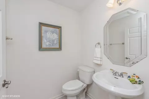 1734 Silver Hawk Dr, Crown Point, IN 46307 photo 17