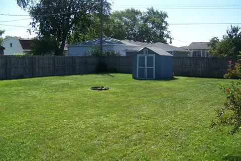 921 W Ash St, Griffith, IN 46319 photo 33