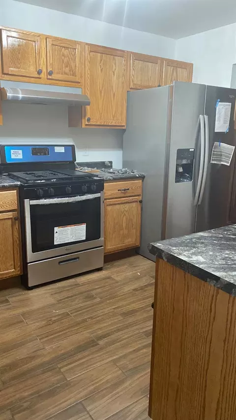 8300 Hickory Ave, Gary, IN 46403 photo 8
