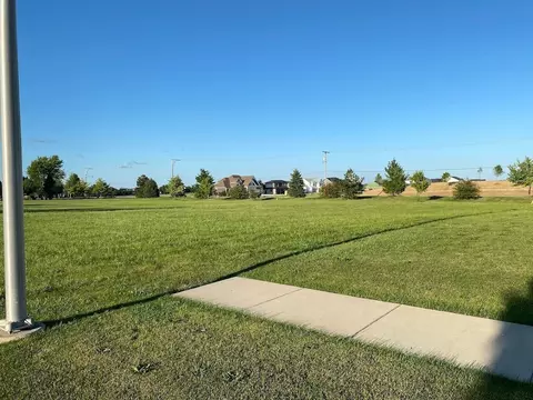 10049 Abbey Rd, Saint John, IN 46373 photo 5