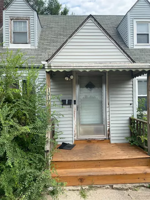1317 Garfield St, Gary, IN 46404 photo 1