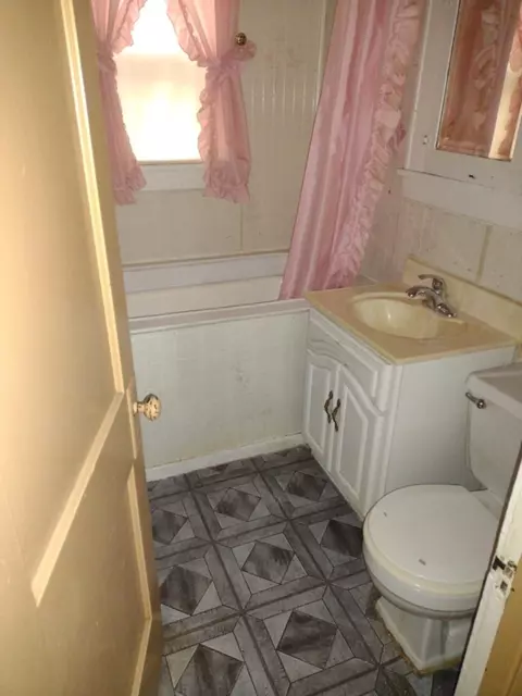 840 Georgia St, Gary, IN 46402 photo 5