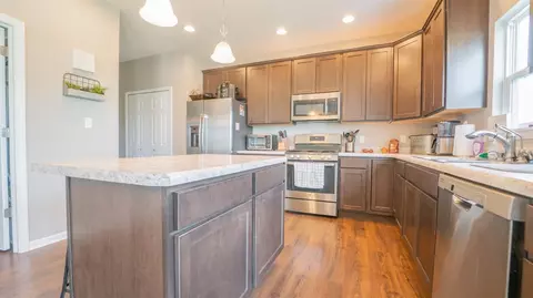 10638 Glendale Ave, Dyer, IN 46311 photo 9