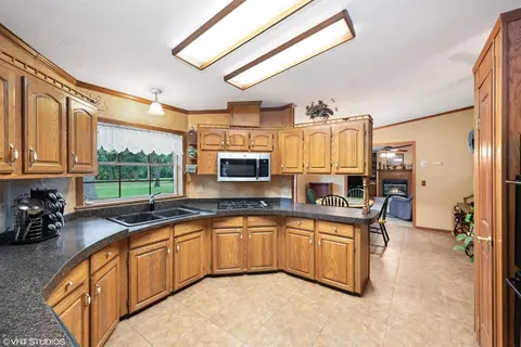 1330 Old Porter Rd, Porter, IN 46304 photo 4