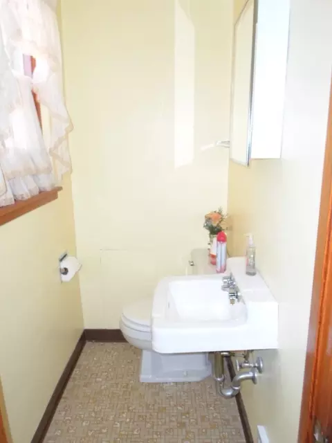 1541 Parkview Ave, Whiting, IN 46394 photo 25
