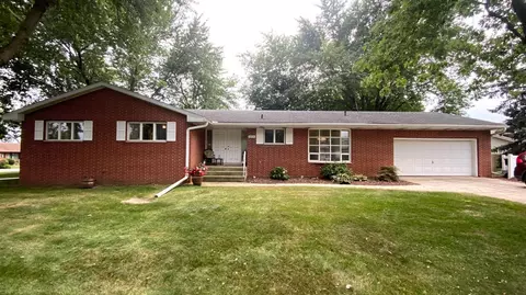 3314 Rustic Ln, Crown Point, IN 46307 photo 1