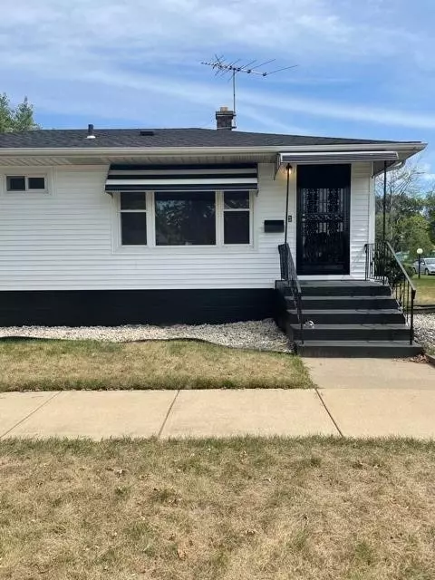 2099 Roosevelt St, Gary, IN 46404 photo 1