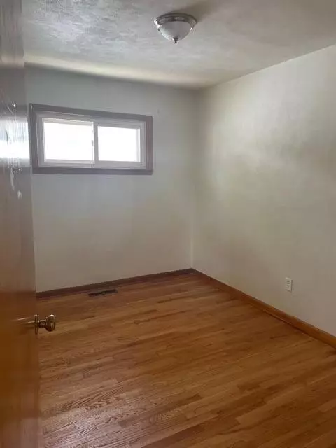 2099 Roosevelt St, Gary, IN 46404 photo 13