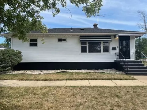 2099 Roosevelt St, Gary, IN 46404 photo 2