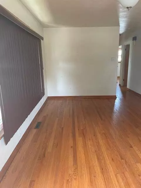 2099 Roosevelt St, Gary, IN 46404 photo 5