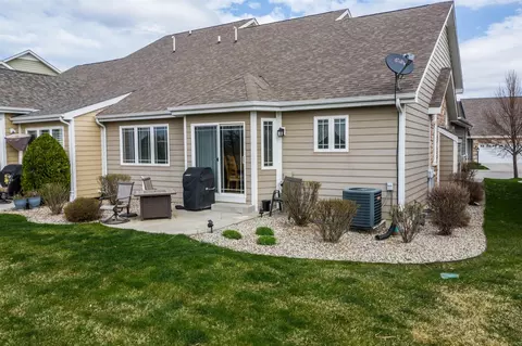 2424 Legend Cir, Chesterton, IN 46304 photo 28