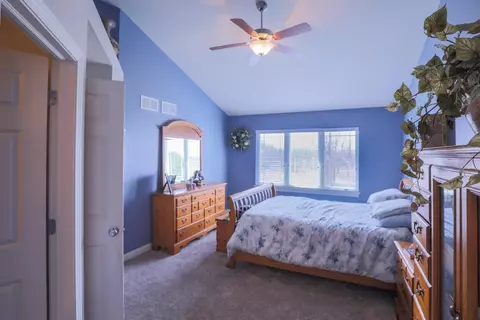 2424 Legend Cir, Chesterton, IN 46304 photo 14