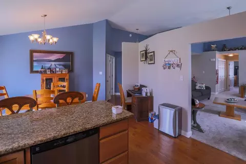 2424 Legend Cir, Chesterton, IN 46304 photo 3
