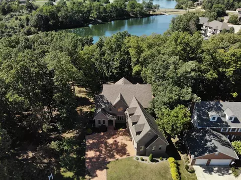 76 Morena Ter, Crown Point, IN 46307 photo 4