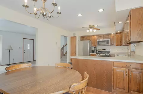 429 N Lillian Ave, Griffith, IN 46319 photo 8