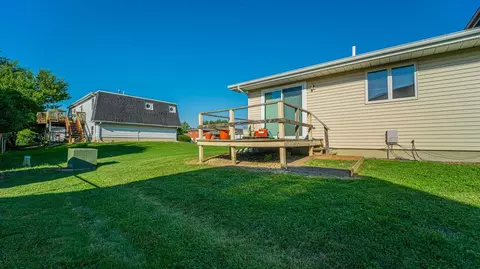 9834 Grant Pl, Crown Point, IN 46307 photo 4