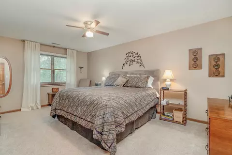 500 Cambridge Ct, Griffith, IN 46319 photo 20