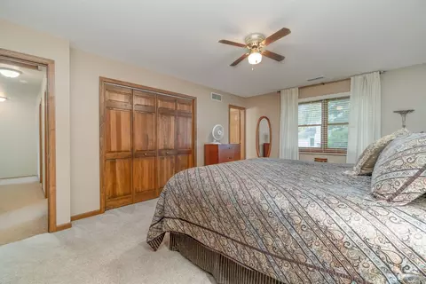 500 Cambridge Ct, Griffith, IN 46319 photo 19