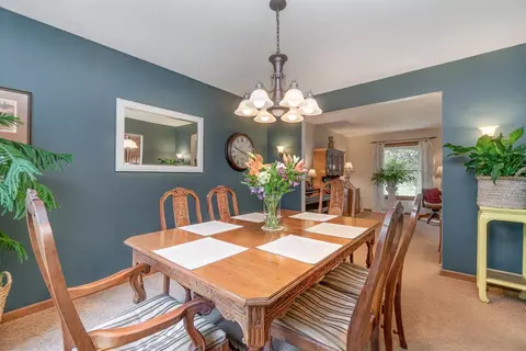 500 Cambridge Ct, Griffith, IN 46319 photo 9