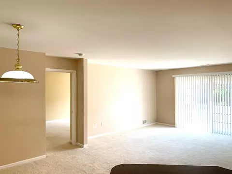 630 Cambridge Ct #1B, Munster, IN 46321 photo 16