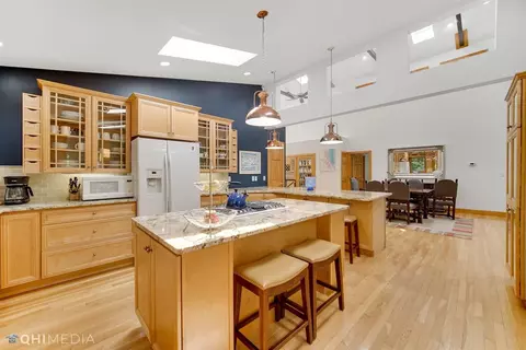 308 E Myrtle Ave, Beverly Shores, IN 46301 photo 12