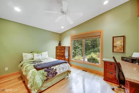 308 E Myrtle Ave, Beverly Shores, IN 46301 photo 17
