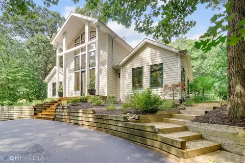 308 E Myrtle Ave, Beverly Shores, IN 46301 photo 1